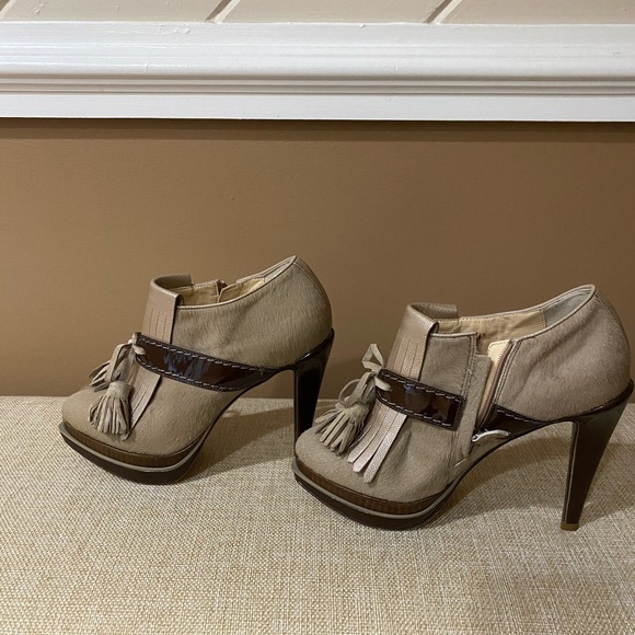Cole Haan Kiltie bootie - Picture 4 of 6